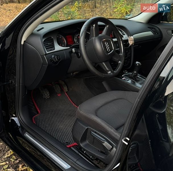 Седан Audi A4 2009 в Умани