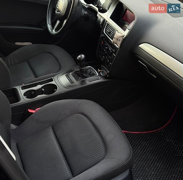 Седан Audi A4 2009 в Умани