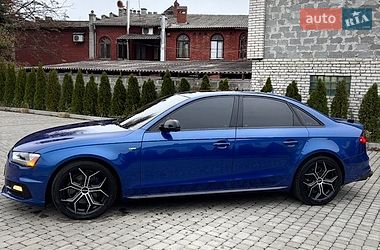 Седан Audi A4 2015 в Ивано-Франково