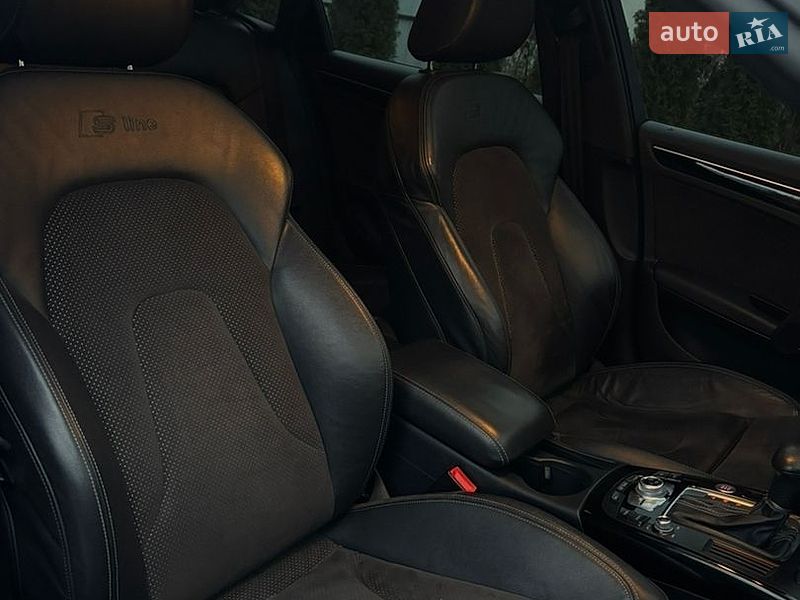 Седан Audi A4 2015 в Ивано-Франково