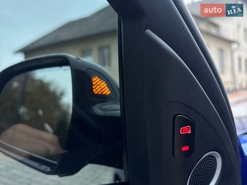 Седан Audi A4 2015 в Ивано-Франково