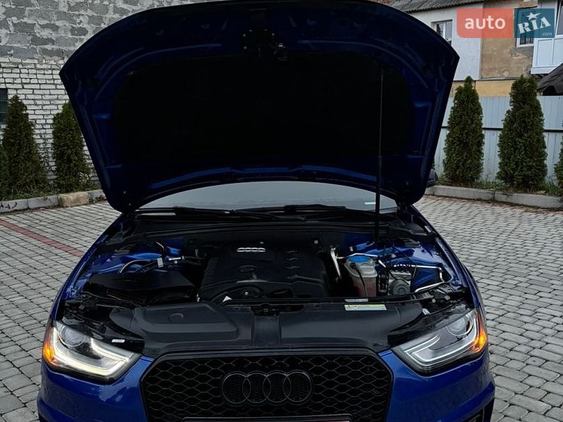 Седан Audi A4 2015 в Ивано-Франково