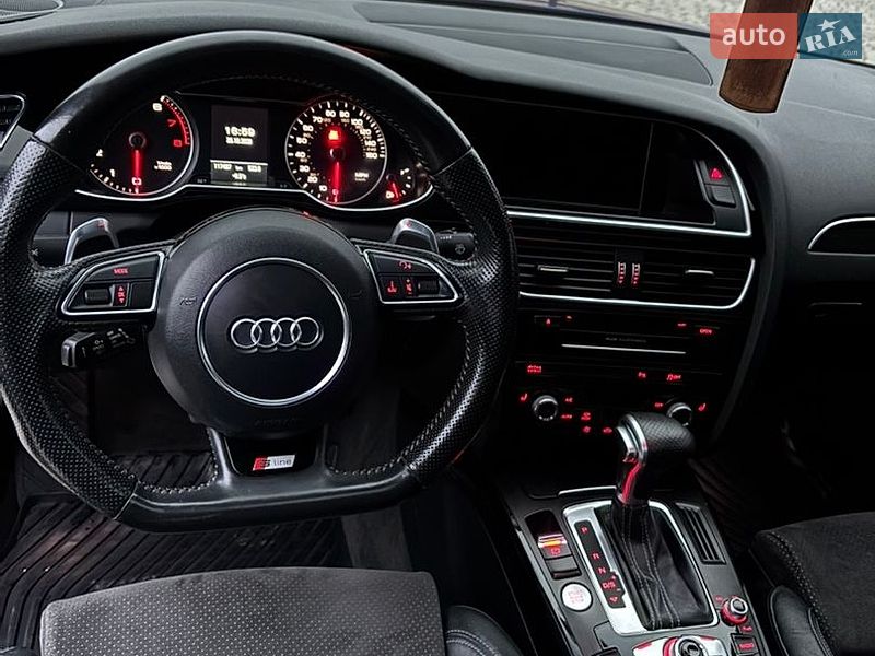 Седан Audi A4 2015 в Ивано-Франково
