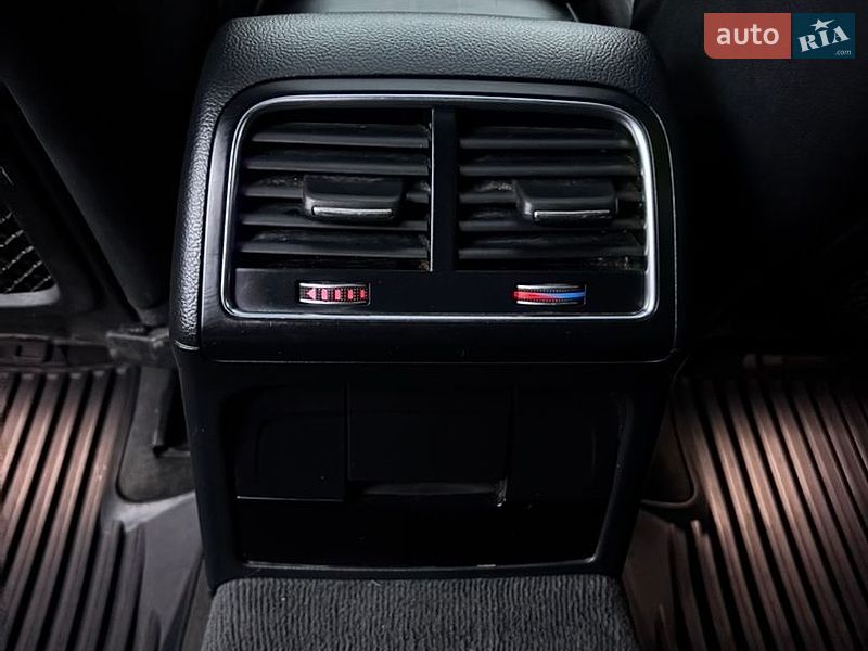 Седан Audi A4 2015 в Ивано-Франково