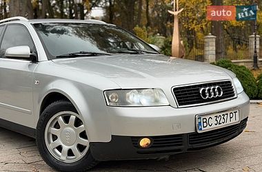 Універсал Audi A4 2002 в Жовкві