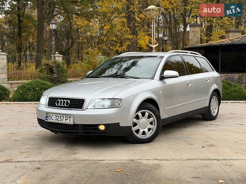 Універсал Audi A4 2002 в Жовкві