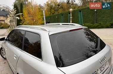 Універсал Audi A4 2002 в Жовкві