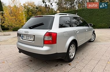 Універсал Audi A4 2002 в Жовкві