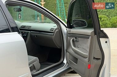 Універсал Audi A4 2002 в Жовкві
