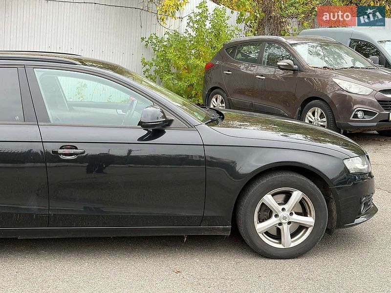 Универсал Audi A4 2008 в Киеве