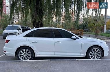 Седан Audi A4 2017 в Пісочині