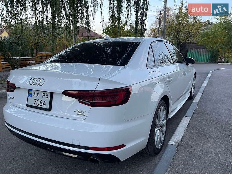 Седан Audi A4 2017 в Пісочині
