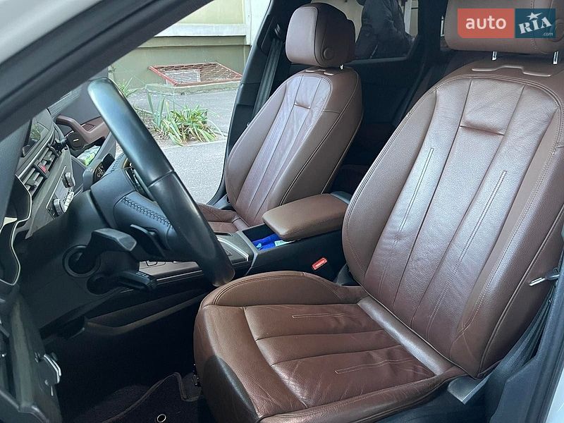 Седан Audi A4 2017 в Пісочині
