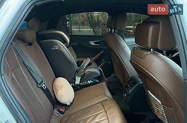 Седан Audi A4 2017 в Пісочині