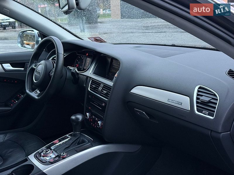 Седан Audi A4 2015 в Луцьку
