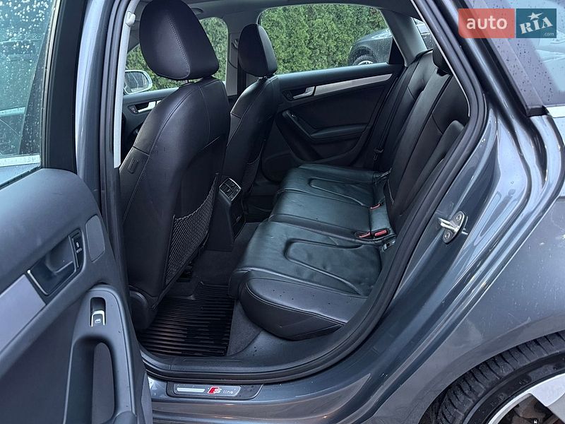 Седан Audi A4 2015 в Луцьку