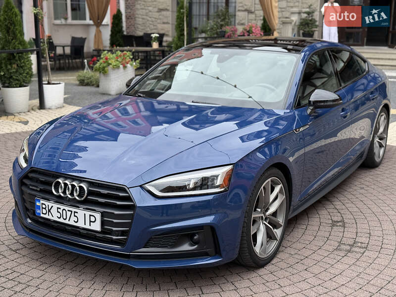 Купе Audi A5 Sportback