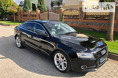 Audi A5 2.0 TFSI quattro  2011