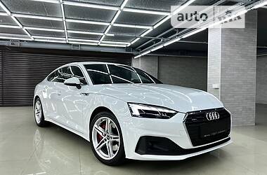 Audi A5  2022