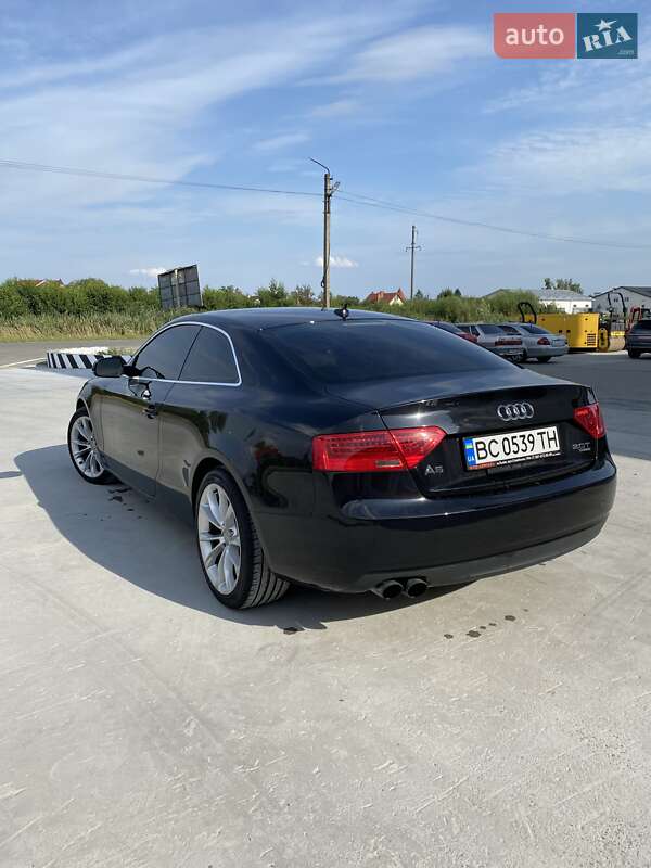 Купе Audi A5 2012 в Львове