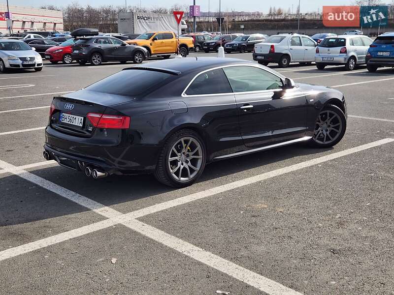 Купе Audi A5 2008 в Кілії