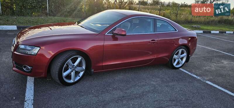 Купе Audi A5 2011 в Ровно
