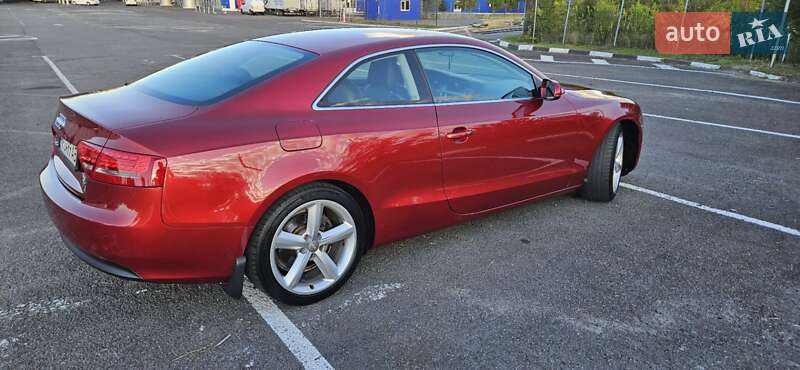 Купе Audi A5 2011 в Ровно