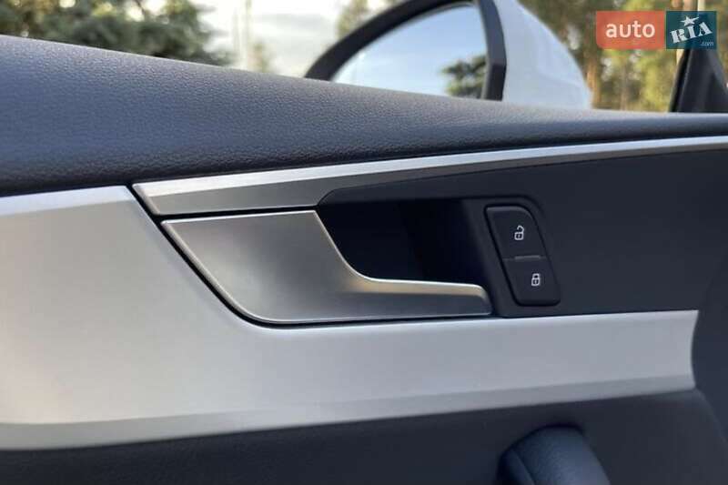 Купе Audi A5 2017 в Киеве