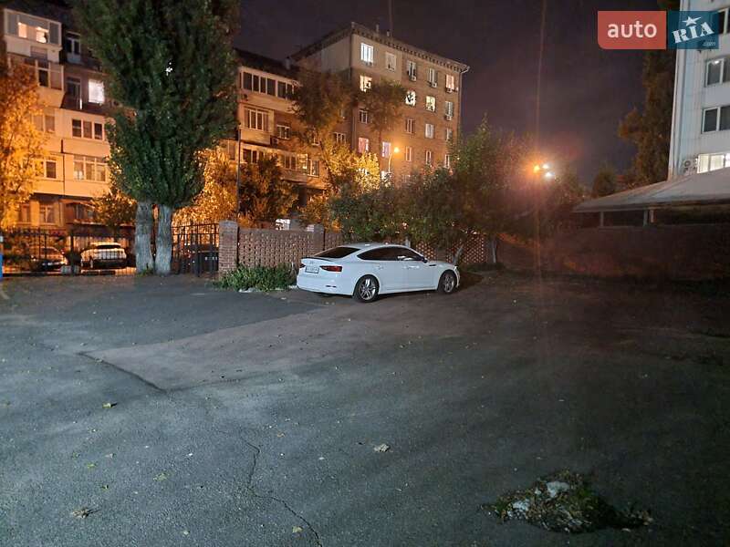 Купе Audi A5 2017 в Киеве