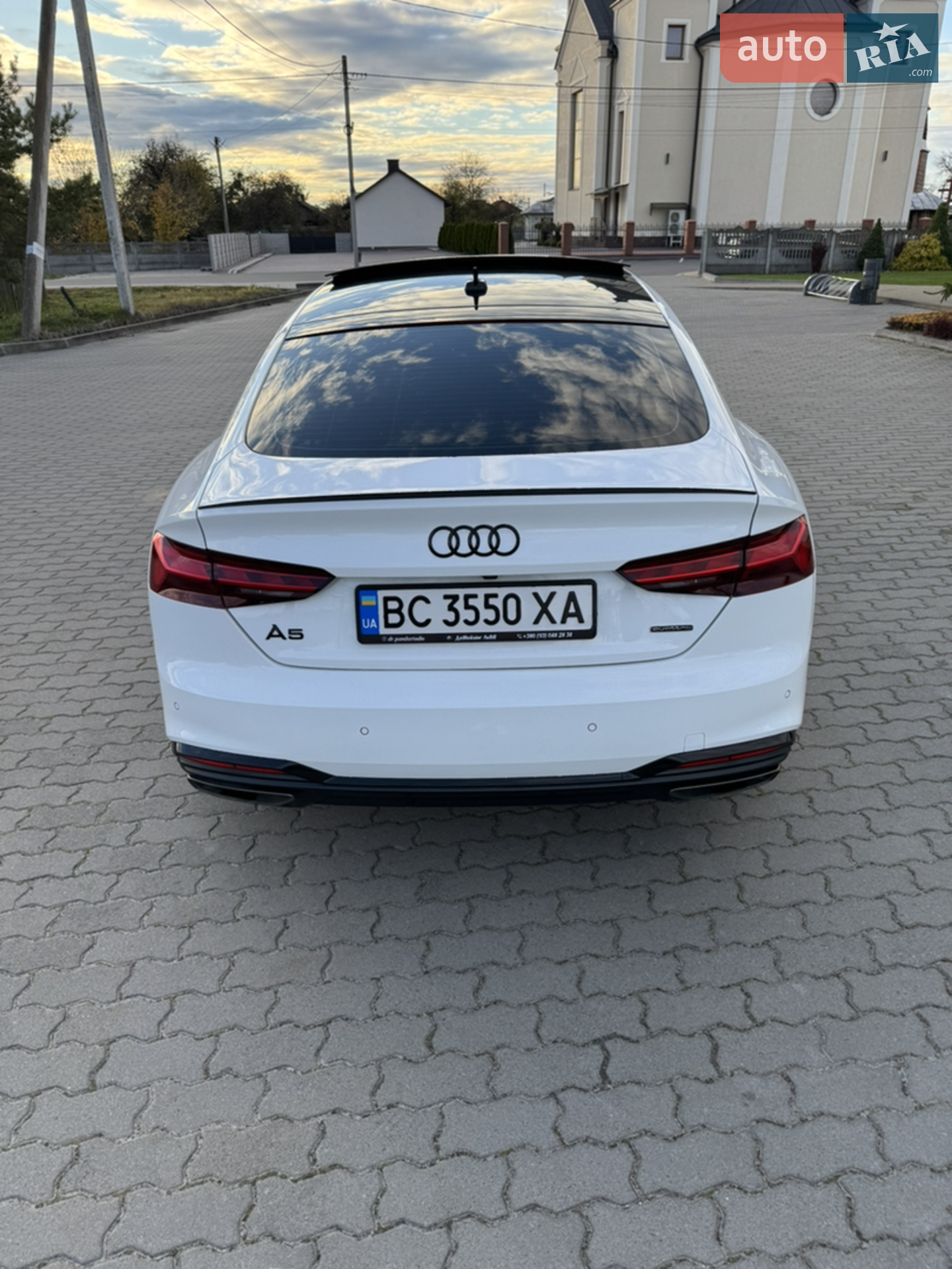 Audi A5 2022 VIN WAUFACF57PA021585 фото оголошення 9 з 27