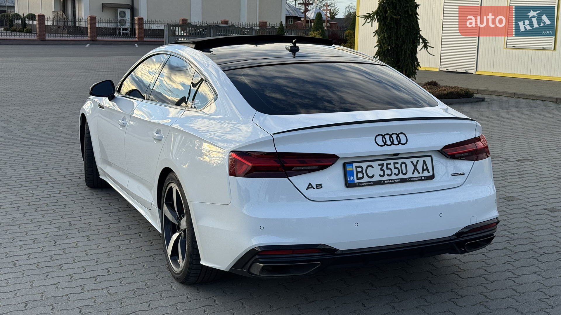 Audi A5 2022 VIN WAUFACF57PA021585 фото оголошення 8 з 27