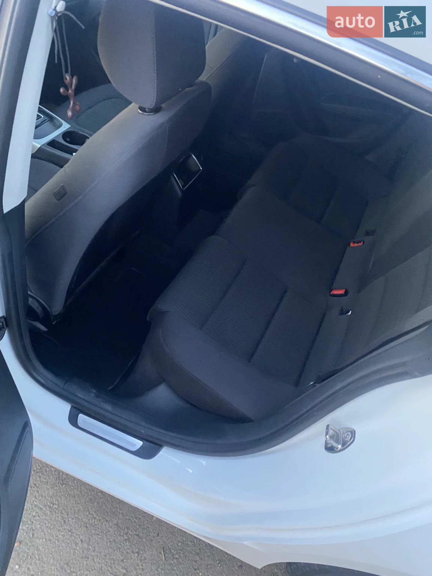 Audi A5 2010 VIN WAUZZZ8TXAA021995 фото оголошення 6 з 7