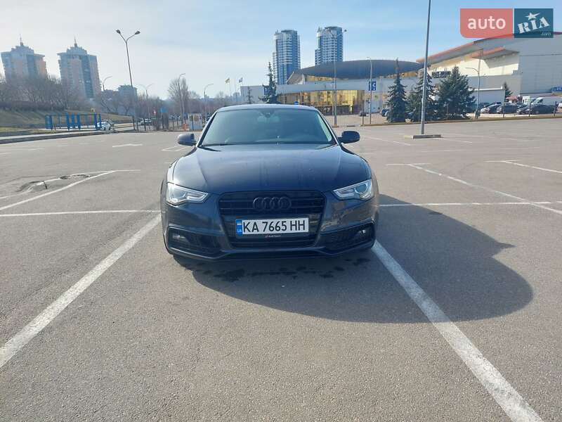 Купе Audi A5 2013 в Ужгороде