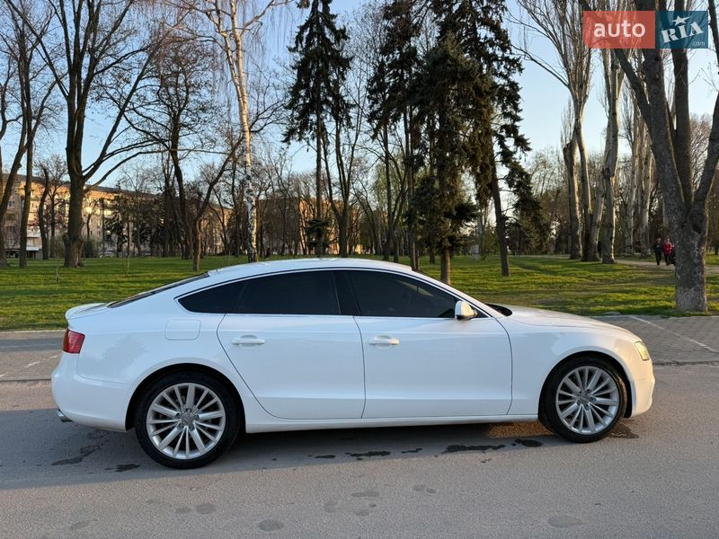 Купе Audi A5 2012 в Запоріжжі
