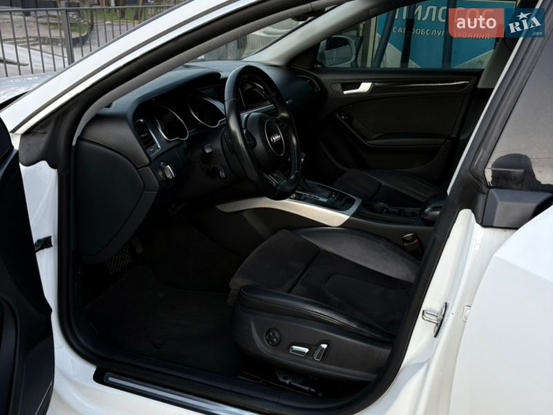 Купе Audi A5 2012 в Запоріжжі