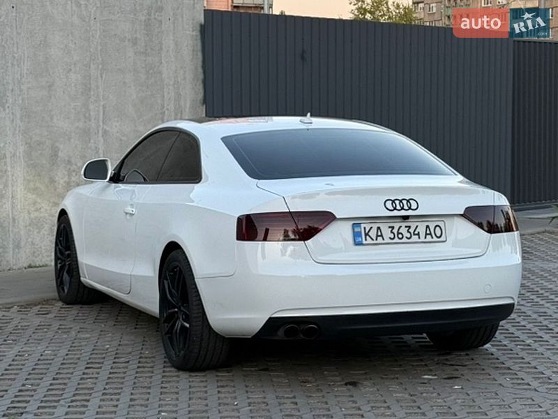 Купе Audi A5 2013 в Києві фото 27 Купе Audi A5 2013 в Києві