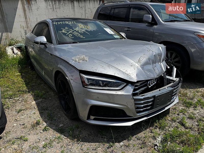 Купе Audi A5 2018 в Днепре