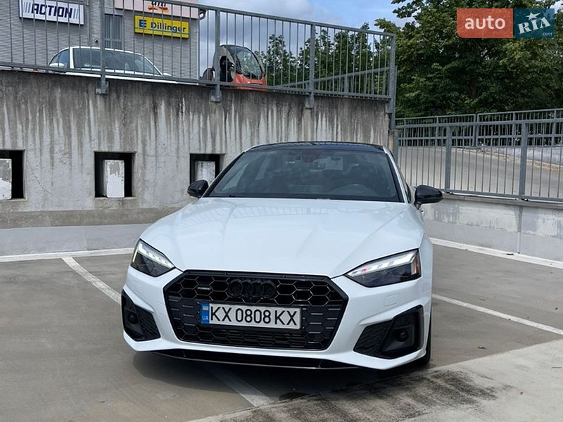 Лифтбек Audi A5 2021 в Киеве