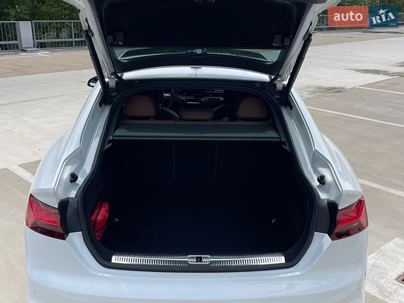 Лифтбек Audi A5 2021 в Киеве