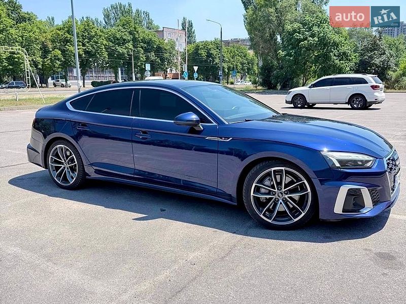 Лифтбек Audi A5 2021 в Запорожье