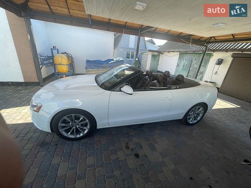 Кабриолет Audi A5 2013 в Житомире
