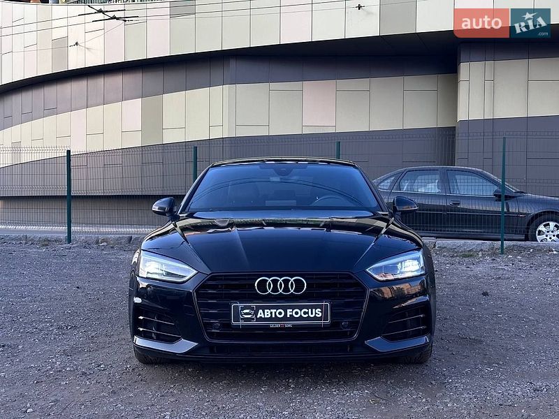 Купе Audi A5 2018 в Киеве