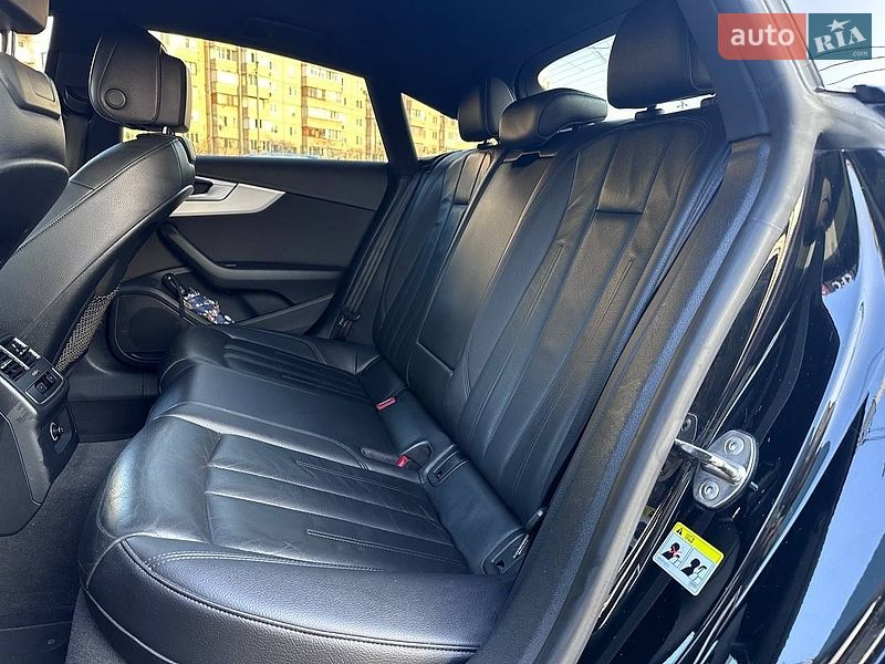 Купе Audi A5 2018 в Киеве