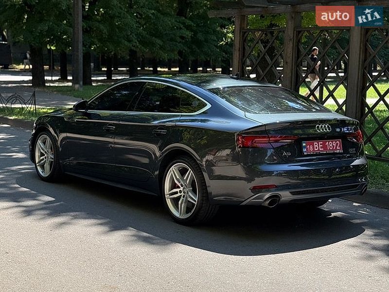 Купе Audi A5 2018 в Киеве