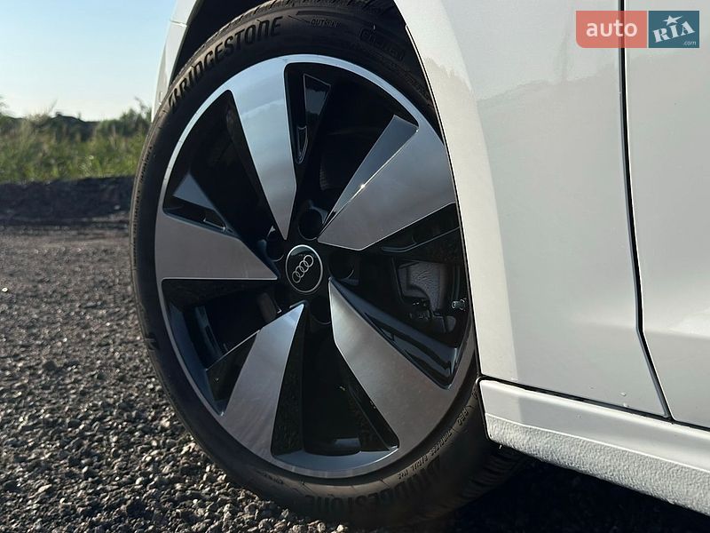Лифтбек Audi A5 2025 в Киеве