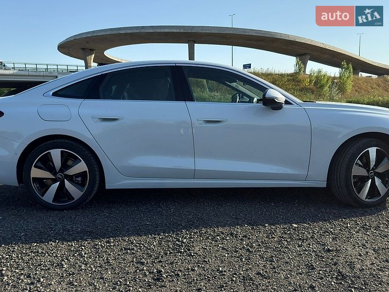Лифтбек Audi A5 2025 в Киеве