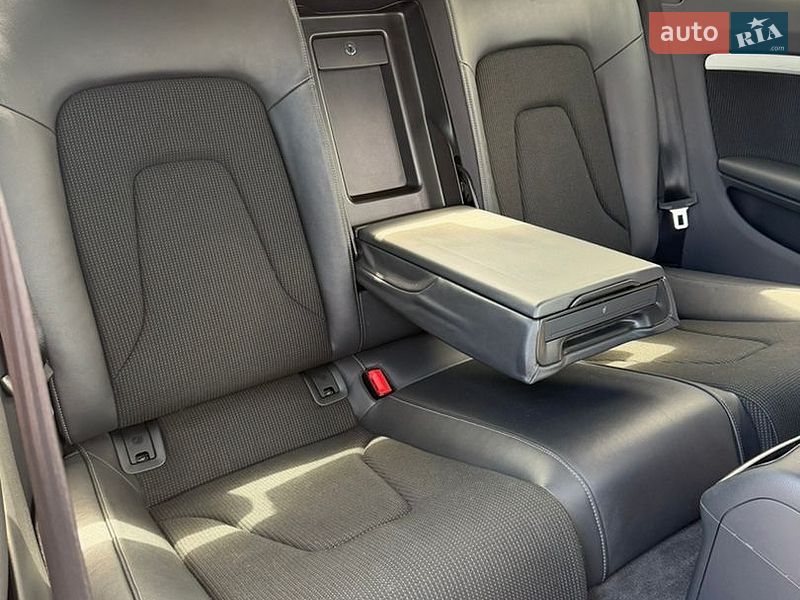 Купе Audi A5 2013 в Чернівцях