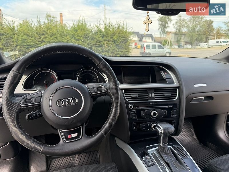 Купе Audi A5 2013 в Чернівцях
