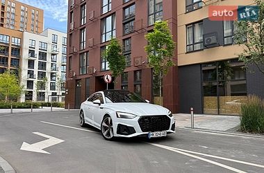 Audi A5  2021
