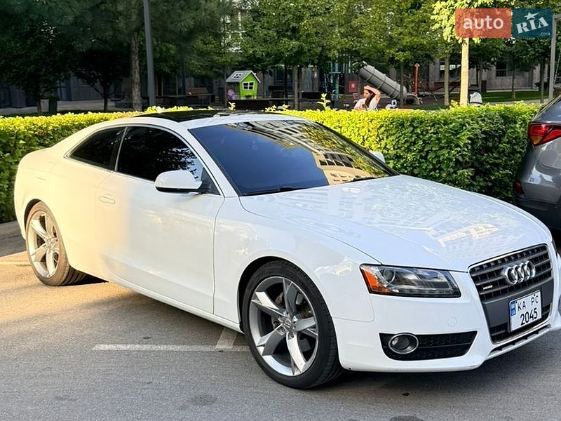 Купе Audi A5 2011 в Киеве